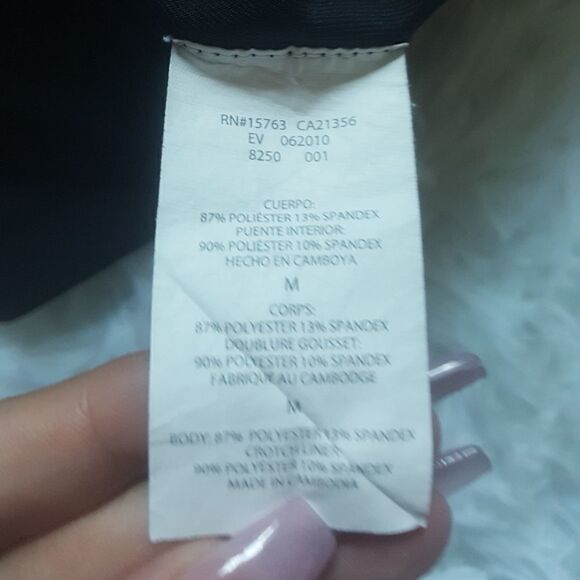 Champion double dry black pants
Size Medium - Picture 4 of 6